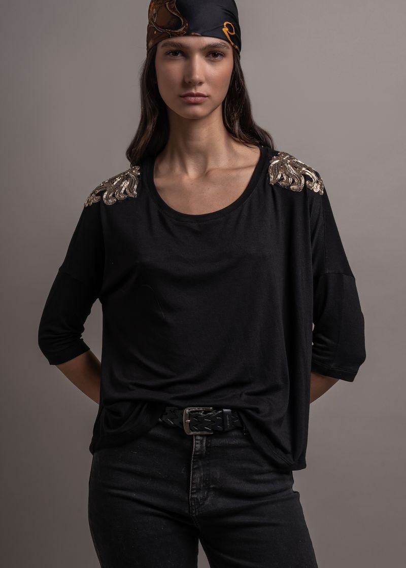T-SHIRT-RAMONA