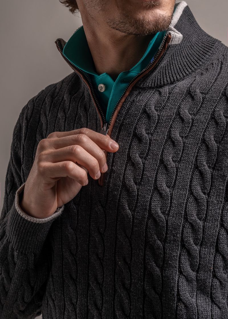 SWEATER-HALF-ZIPPER-BRAID