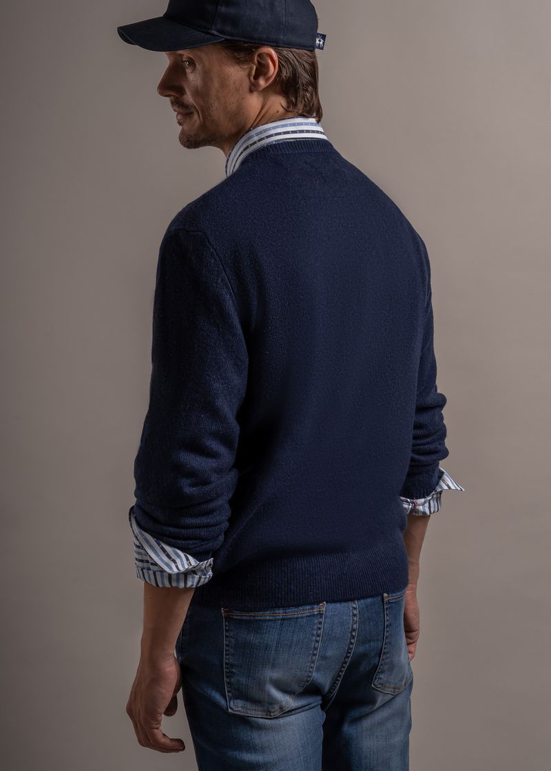 SWEATER-CAMS