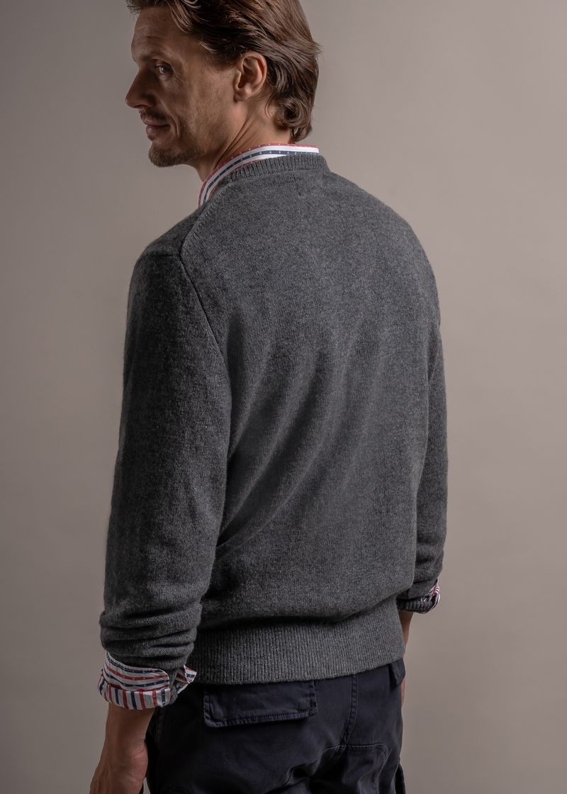 SWEATER-CAMS