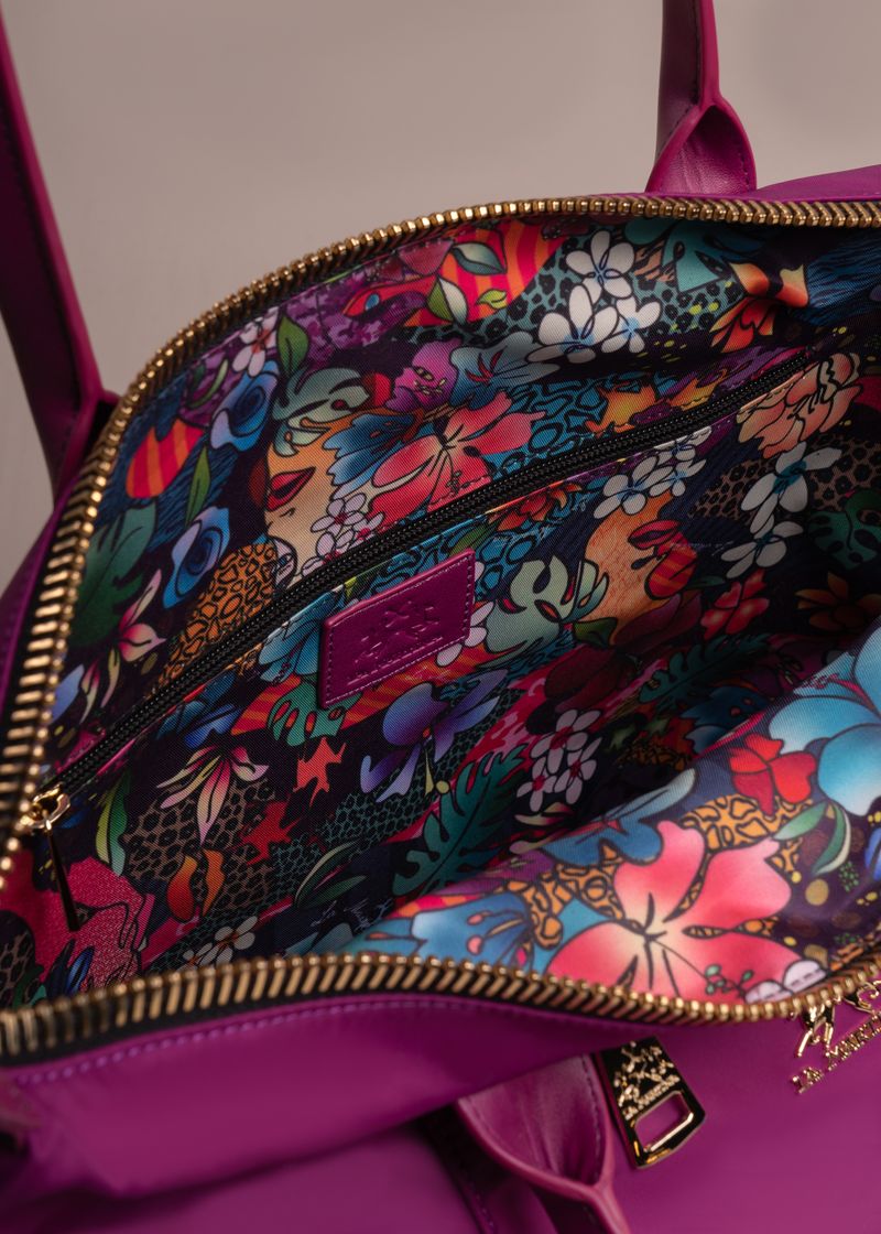 TOTE-CHARO