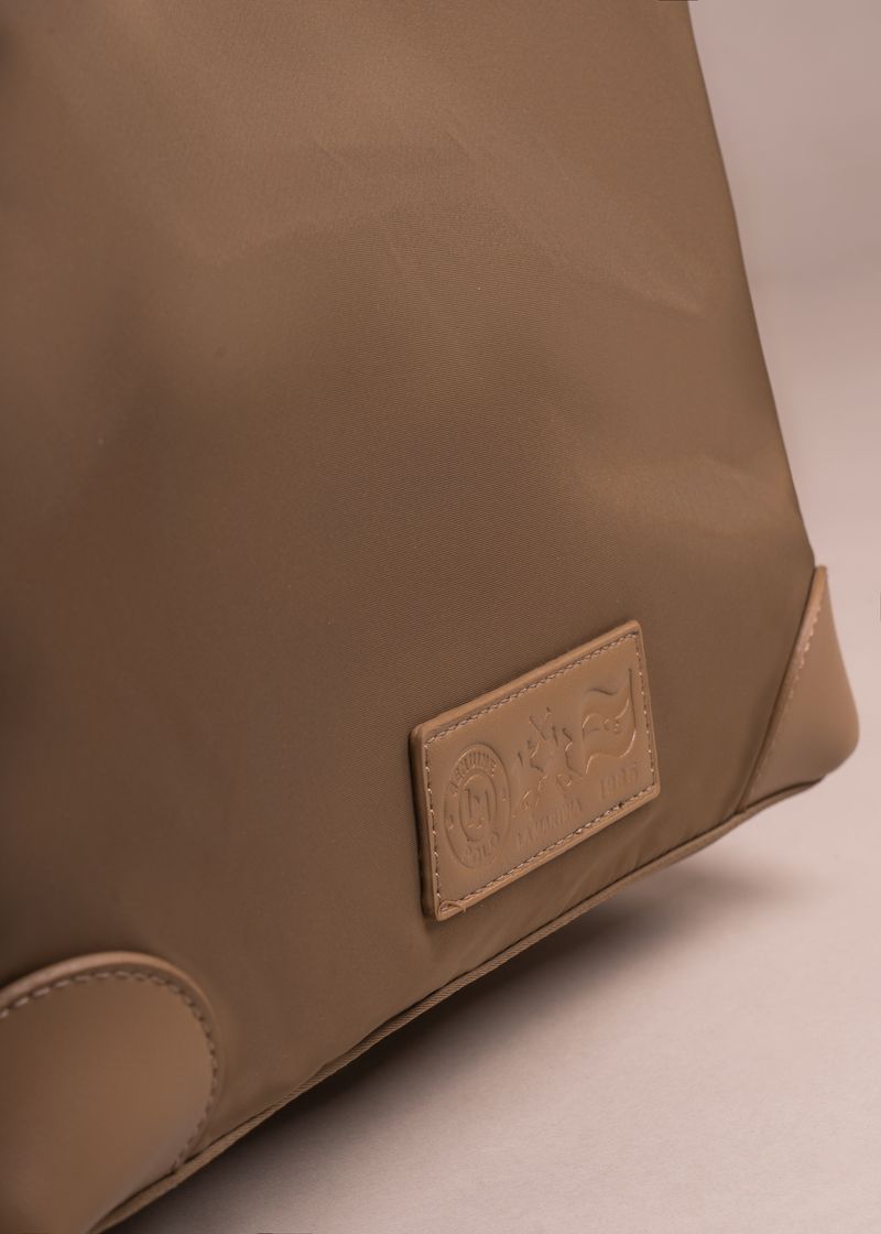 TOTE-CHARO